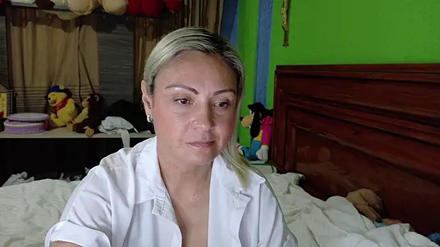  Charlize theron  online show from 18, 1, 2026