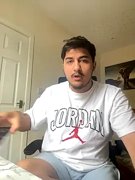 Snapshot of mixedcouplee69 chatting on 18, 10, 2025 mixedcouplee69 online show from 18, 10, 2025