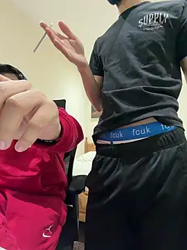 Snapshot of mixedcouplee69 chatting on 17, 12, 2025 mixedcouplee69 online show from 17, 12, 2025