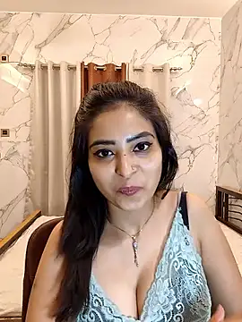 Snapshot of QUEEN-ADITI chatting on 8, 3, 2026 QUEEN-ADITI online show from 8, 3, 2026