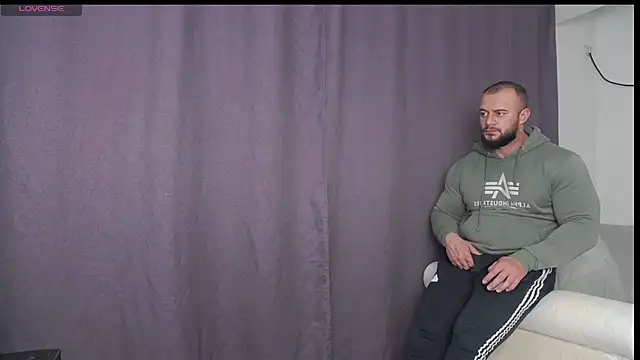 Snapshot of RickyMiami1 chatting on 16, 10, 2025 RickyMiami1 online show from 16, 10, 2025