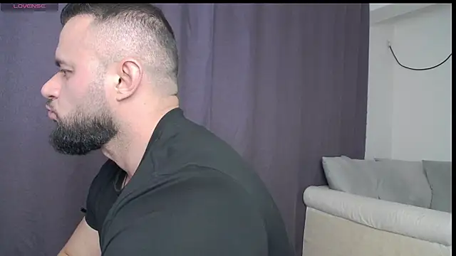 Snapshot of RickyMiami1 chatting on 8, 3, 2026 RickyMiami1 online show from 8, 3, 2026