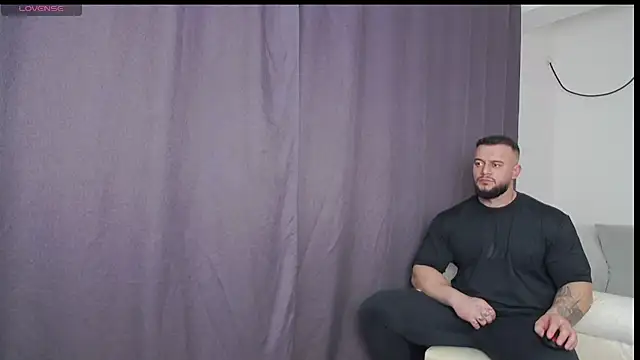 Snapshot of RickyMiami1 chatting on 12, 3, 2026 RickyMiami1 online show from 12, 3, 2026