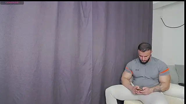 Snapshot of RickyMiami1 chatting on 17, 3, 2026 RickyMiami1 online show from 17, 3, 2026