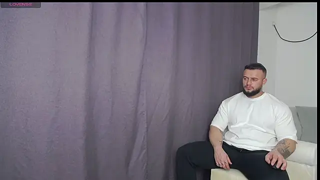 Snapshot of RickyMiami1 chatting on 24, 3, 2026 RickyMiami1 online show from 24, 3, 2026