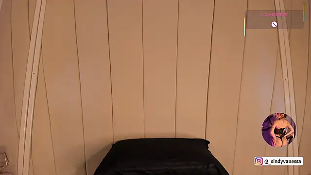 Alison Ivannova online show from 16, 10, 2025