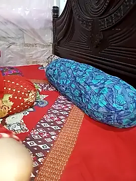 Tanisha-Chy online show from 30, 10, 2025