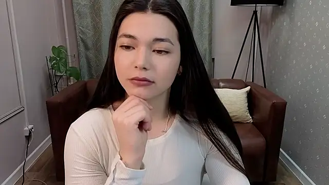 Albi Glow online show from 16, 11, 2025