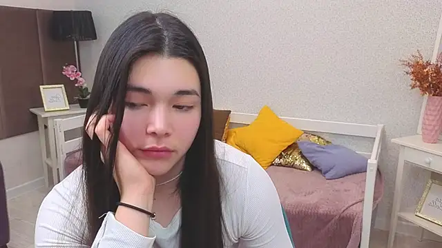 Albi Glow online show from 14, 12, 2025