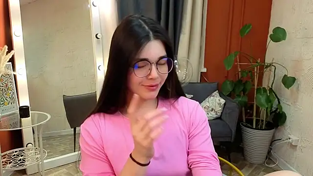 Albi Glow online show from 18, 3, 2026