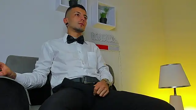 Tayler bennet  online show from 13, 9, 2025