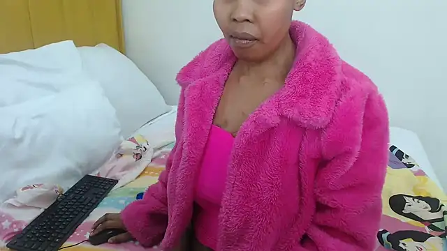 Bella 2025 online show from 1, 12, 2025