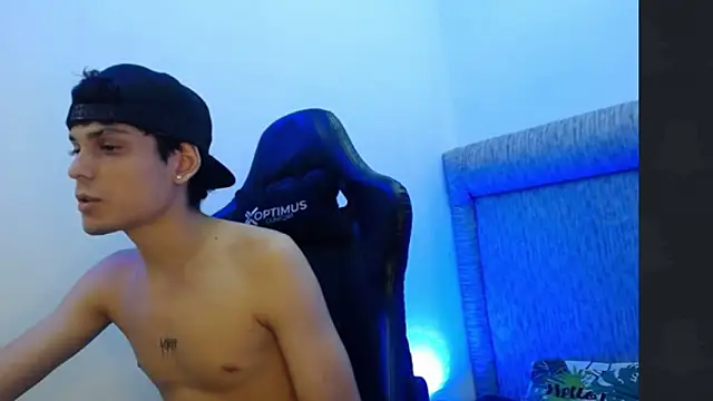 dilan hott  online show from 1, 2, 2026