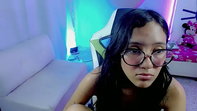 mishel hott online show from 14, 10, 2025