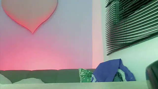 mishel hott online show from 16, 11, 2025