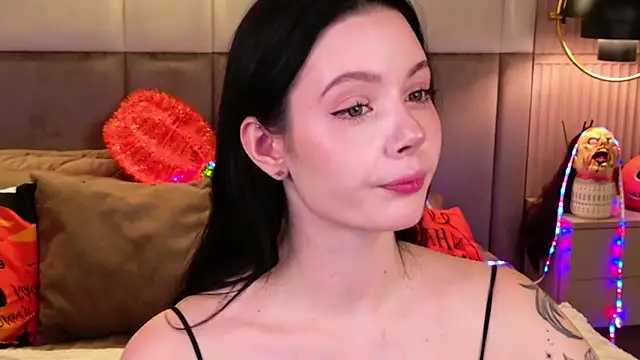 Snapshot of Goldy_Stark chatting on 19, 10, 2025 Goldy Stark online show from 19, 10, 2025