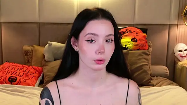 Snapshot of Goldy_Stark chatting on 2, 11, 2025 Goldy Stark online show from 2, 11, 2025