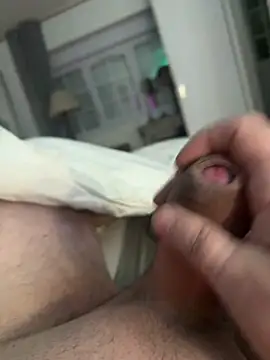 Snapshot of ejaculationmassive chatting on 18, 11, 2025 ejaculationmassive online show from 18, 11, 2025