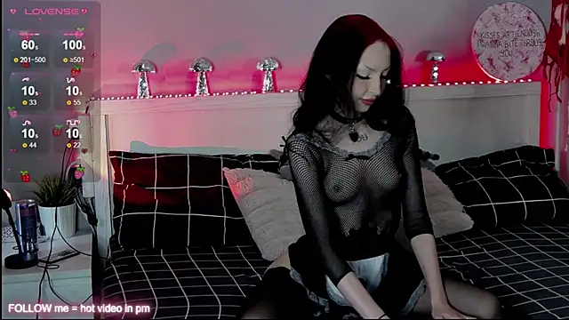 Lina Thornton  online show from 9, 9, 2025