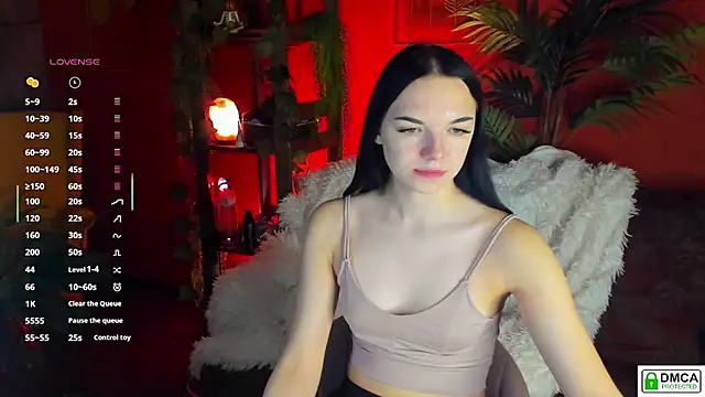 Hey Caroline online show from 4, 10, 2025