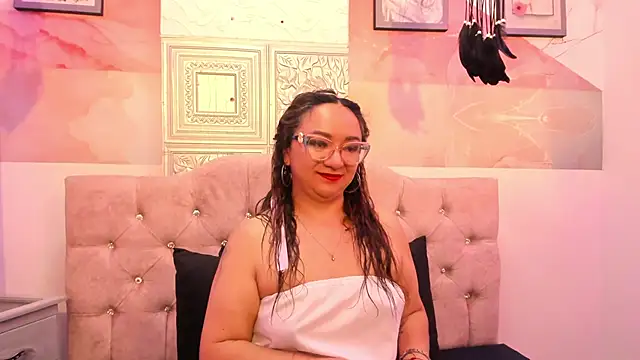 leyla smithh online show from 29, 10, 2025