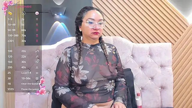 leyla smithh online show from 16, 11, 2025