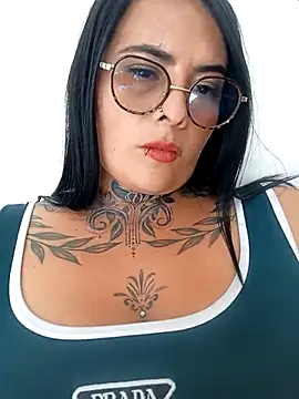Caandy 1 online show from 25, 9, 2025