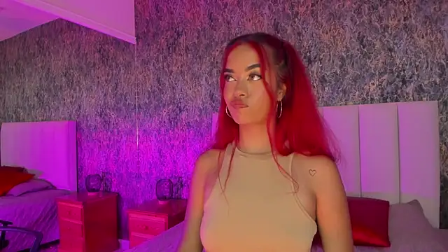 Snapshot of AlannaBlakes chatting on 1, 10, 2025 AlannaBlakes online show from 1, 10, 2025