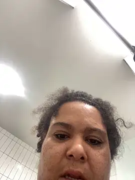 Snapshot of wishuhope4 chatting on 17, 10, 2025 wishuhope4 online show from 17, 10, 2025