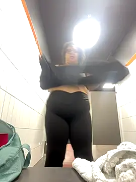 Snapshot of wishuhope4 chatting on 5, 12, 2025 wishuhope4 online show from 5, 12, 2025