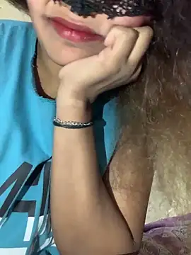 NeoleeLkr online show from 7, 11, 2025