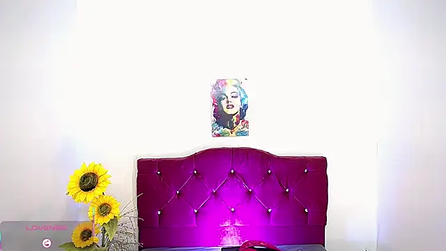 luisa  torres online show from 6, 3, 2026