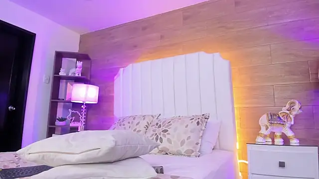 ScarletMore online show from 1, 3, 2026