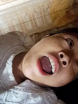 Snapshot of Angela-babyxx chatting on 21, 10, 2025 Angela-babyxx online show from 21, 10, 2025