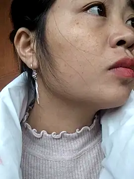 Snapshot of Angela-babyxx chatting on 5, 11, 2025 Angela-babyxx online show from 5, 11, 2025