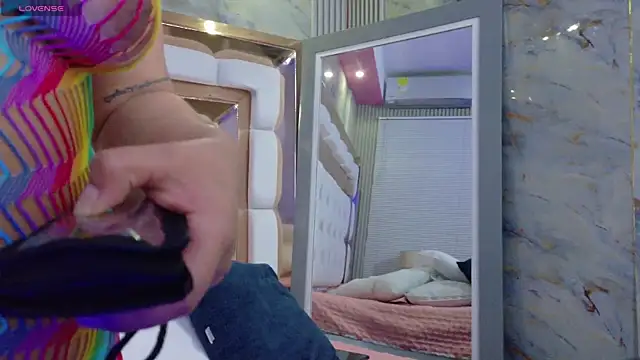 mamaneedsfun online show from 23, 11, 2025