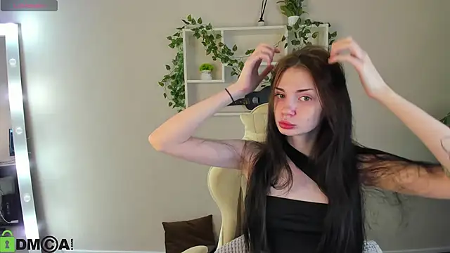 Snapshot of Jennie_Hunter chatting on 4, 11, 2025 Jennie Hunter online show from 4, 11, 2025