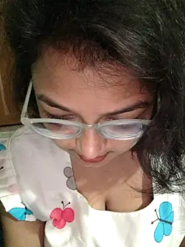 Lovebites0 online show from 3, 10, 2025