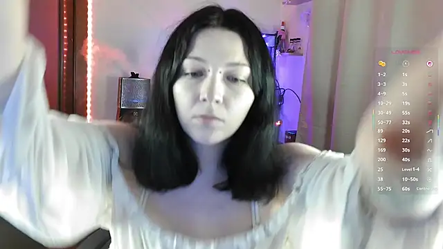 Snapshot of Liraras chatting on 18, 11, 2025 Liraras online show from 18, 11, 2025