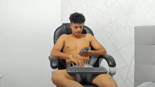 Alex Colton7 online show from 7, 10, 2025