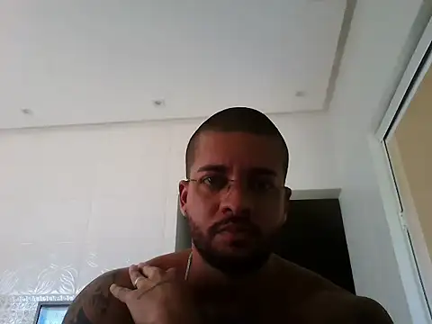 Snapshot of Mitt1993b chatting on 24, 2, 2026 Mitt1993b online show from 24, 2, 2026