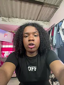 Snapshot of LicyEvans1 chatting on 10, 2, 2026 LicyEvans1 online show from 10, 2, 2026