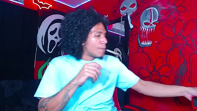 Snapshot of dante_hellsingx chatting on 8, 11, 2025 dante hellsingx online show from 8, 11, 2025