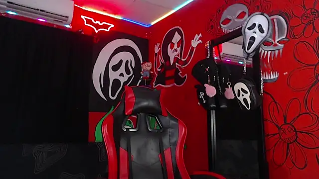 Snapshot of dante_hellsingx chatting on 17, 11, 2025 dante hellsingx online show from 17, 11, 2025