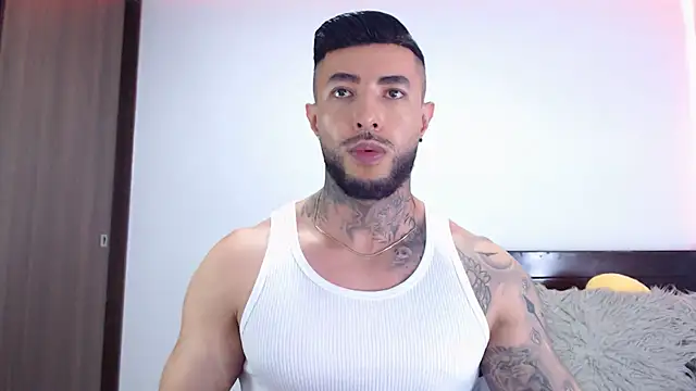 andrea de lucaa online show from 19, 12, 2025