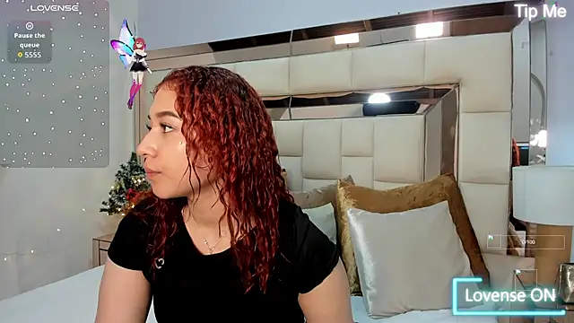 Snapshot of megannherrera chatting on 4, 12, 2025 megannherrera online show from 4, 12, 2025