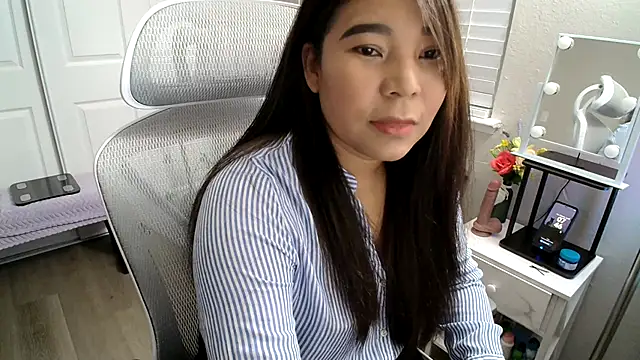 SHEILYN  online show from 13, 1, 2026