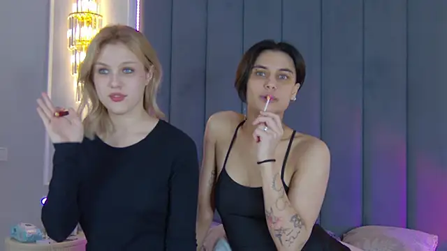 VioletAsh online show from 7, 10, 2025