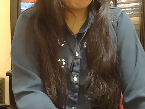 Snapshot of fairy_queen07 chatting on 18, 11, 2025 fairy queen07 online show from 18, 11, 2025