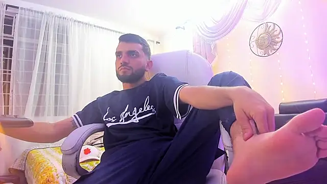 Jeremyy Boy online show from 6, 10, 2025